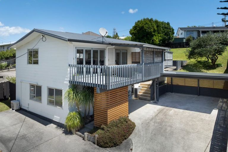 Photo of property in 161 Triangle Road, Massey, Auckland, 0614
