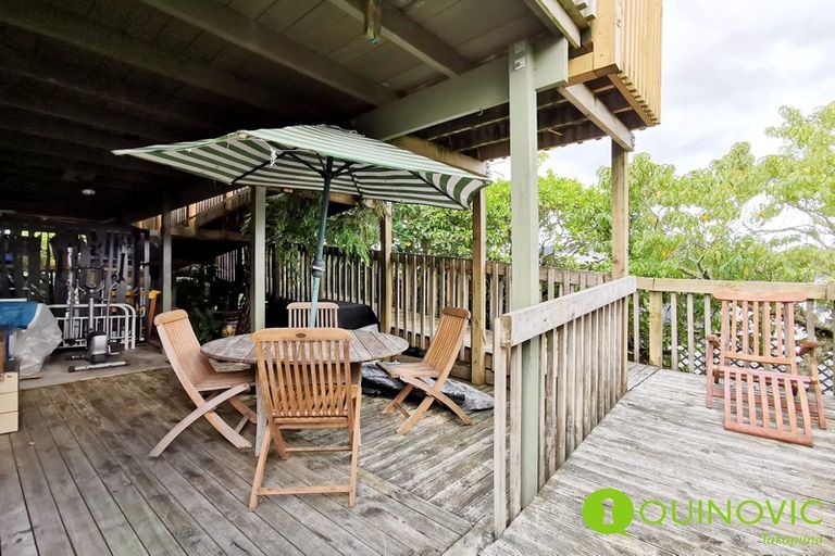 Photo of property in 2/215 Eskdale Road, Birkenhead, Auckland, 0626