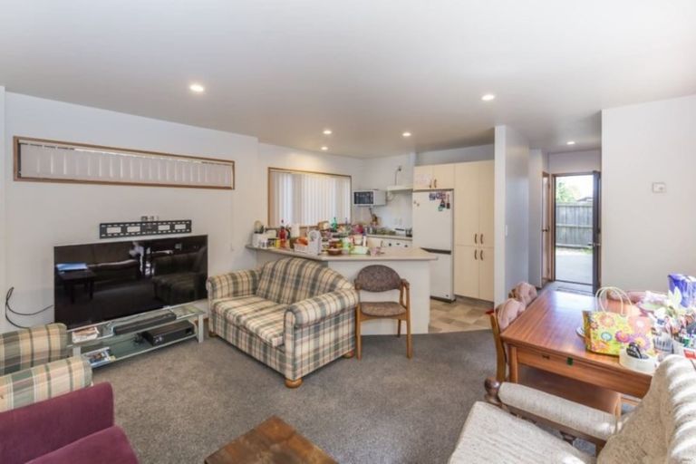 Photo of property in 1/102 Mandeville Street, Riccarton, Christchurch, 8011