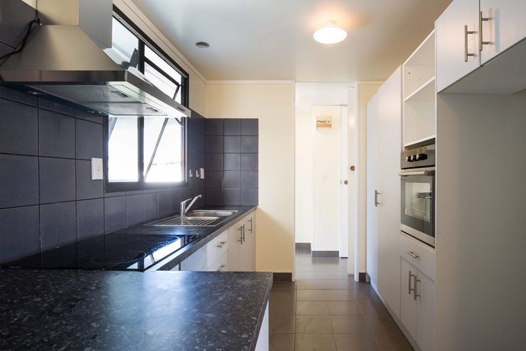 Photo of property in 96 Parrs Cross Road, Henderson, Auckland, 0612