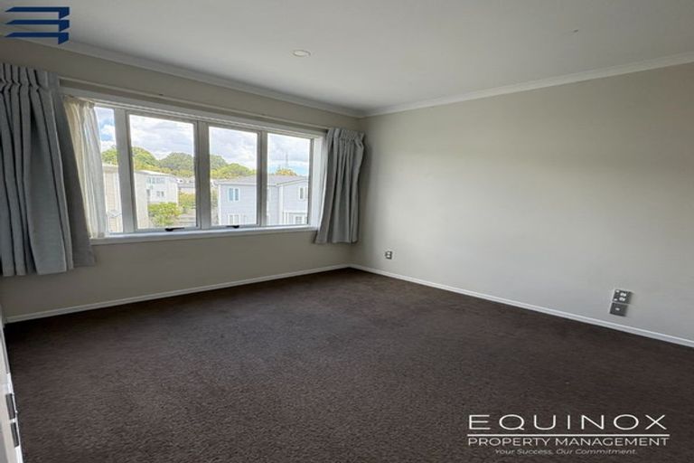 Photo of property in 7 Panakenake Way, Flat Bush, Auckland, 2019