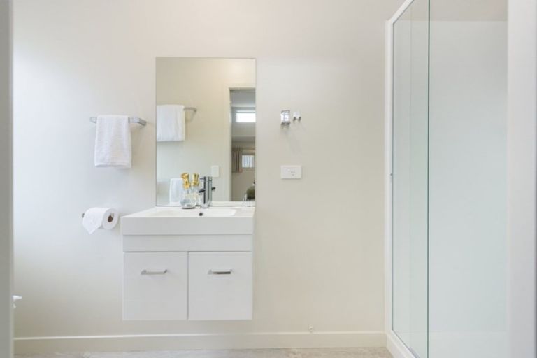 Photo of property in 8 Boulder Lane, Pyes Pa, Tauranga, 3112