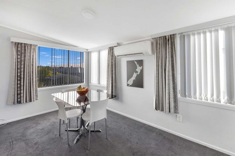 Photo of property in 2 Cambridge Terrace, East Gore, Gore, 9710