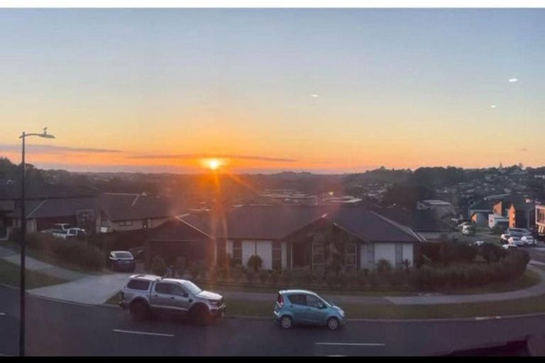 Photo of property in 114a Lisle Farm Drive, Pukekohe, 2120