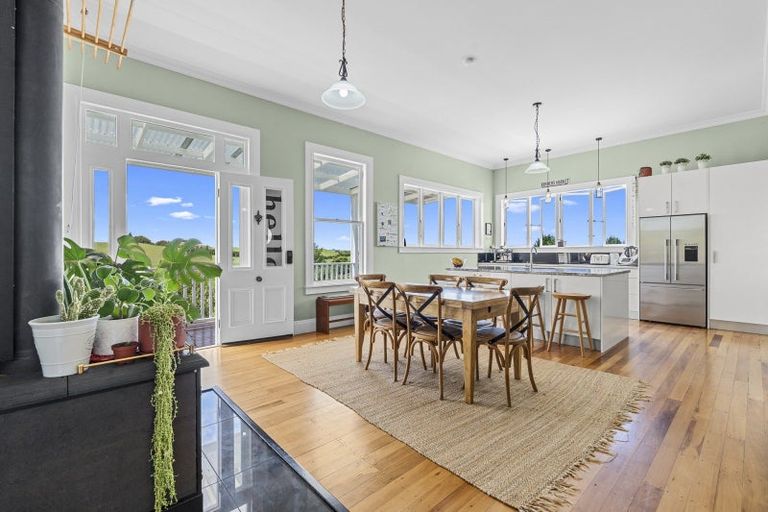 Photo of property in 79 Lincoln Road East, Everett Park, Inglewood, 4389