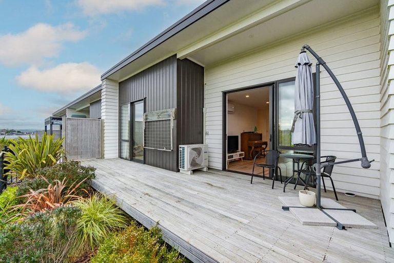 Photo of property in 29 Tuuhura Road, Pukekohe, 2120