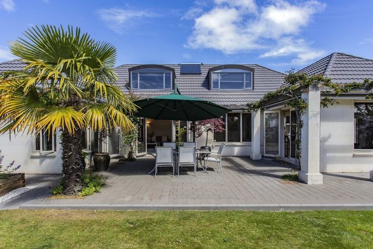Photo of property in 6 Palazzo Lane, Riccarton, Christchurch, 8011