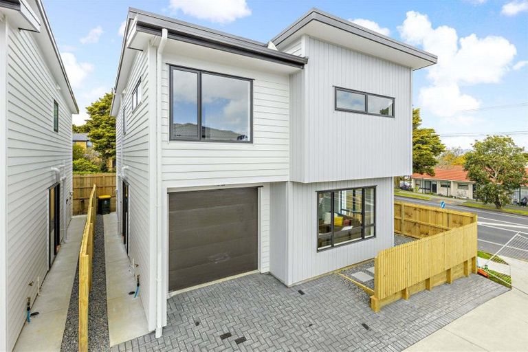 Photo of property in 1/32a Alfriston Road, Manurewa East, Auckland, 2102