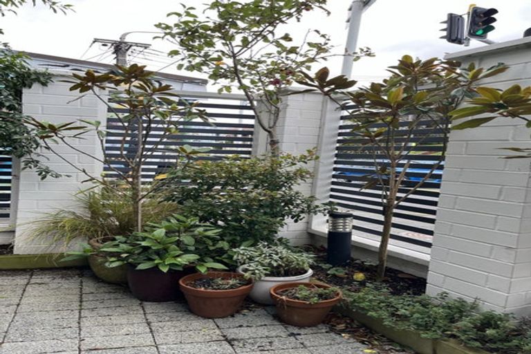 Photo of property in 82a Wallace Street, Mount Cook, Wellington, 6021