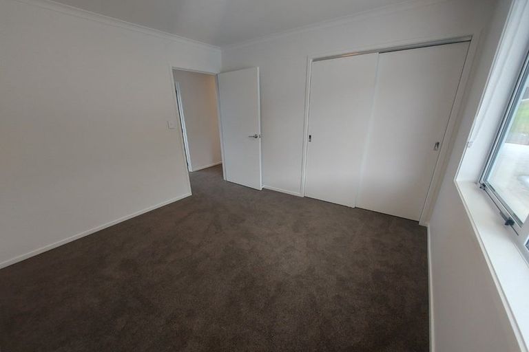 Photo of property in 5 Milla Mae Rise, Woodhill, 0110