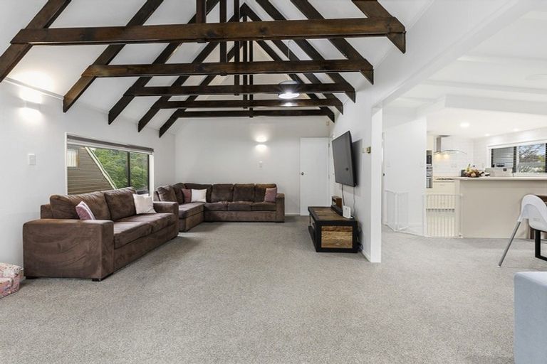 Photo of property in 4 Malda Grove, Khandallah, Wellington, 6035