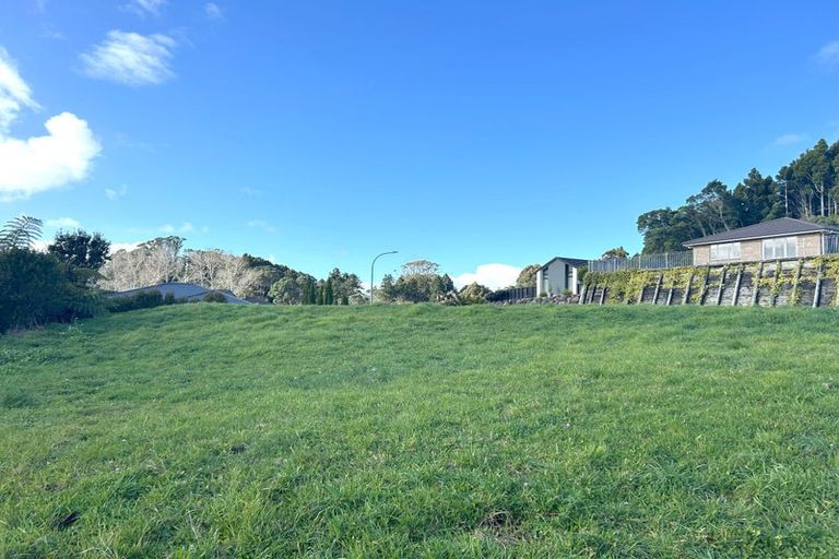 Photo of property in 90 Karamea Street, Whalers Gate, New Plymouth, 4310