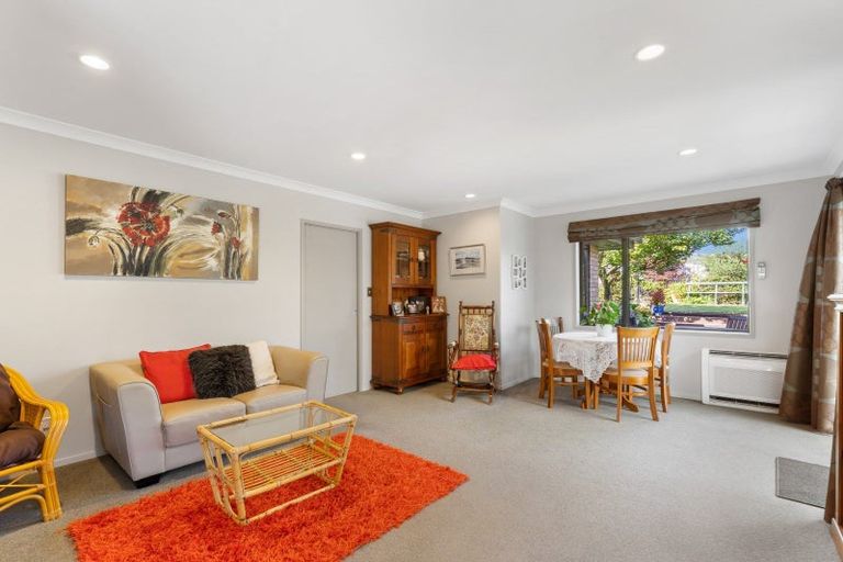 Photo of property in 26 Weka Place, Picton, 7220