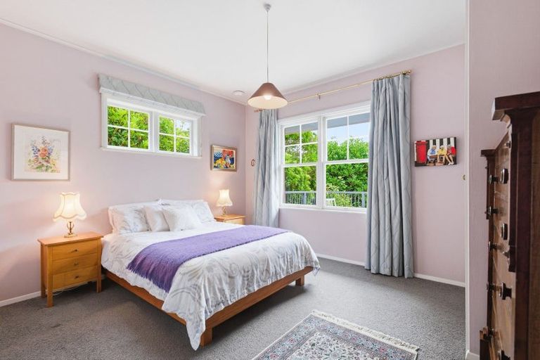 Photo of property in 34 Torwood Road, Khandallah, Wellington, 6035