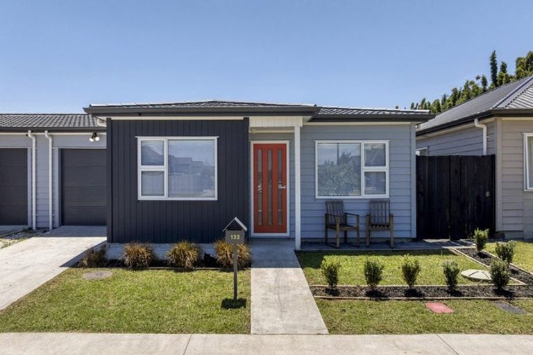 Photo of property in 132 Kuaka Drive, Takanini, 2112