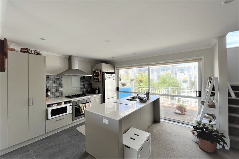 Photo of property in 98 Arrowsmith Drive, Flat Bush, Auckland, 2019