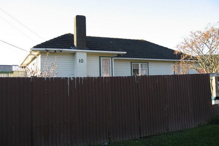 Photo of property in 10 Donnelley Drive, Wainuiomata, Lower Hutt, 5014