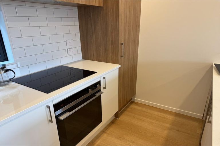 Photo of property in 10/17 Norcross Avenue, Henderson, Auckland, 0612