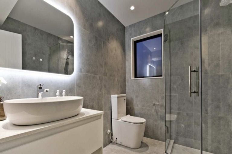 Photo of property in 21 Princes Street, Riverhead, 0820