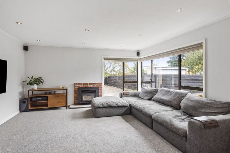 Photo of property in 56 Aorangi Road, Paraparaumu, 5032