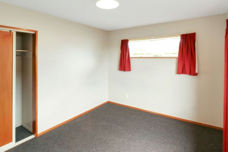 Photo of property in 1/104 Bassett Street, Burwood, Christchurch, 8083