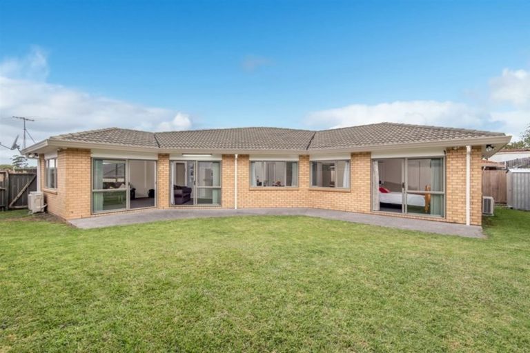 Photo of property in 46 Robert Ross Place, Clendon Park, Auckland, 2103