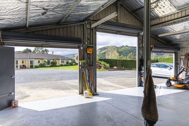 Photo of property in 20 Maui Pomare Road, Nikau Valley, Paraparaumu, 5032