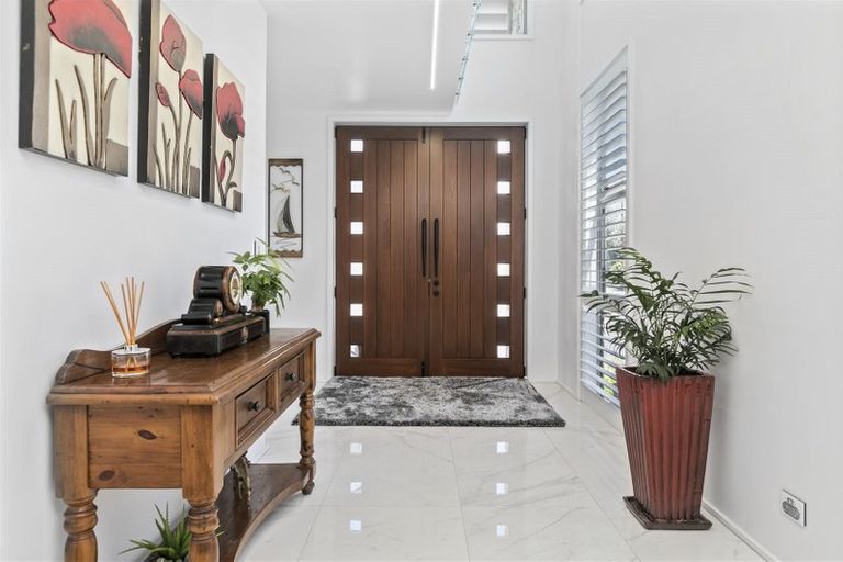 Photo of property in 145 Karewa Parade, Papamoa Beach, Papamoa, 3118