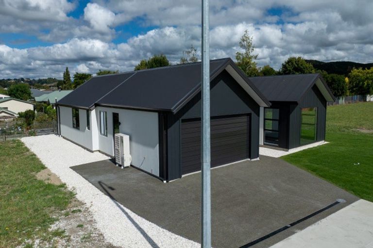 Photo of property in 6 Pyke Place, Wakefield, 7025