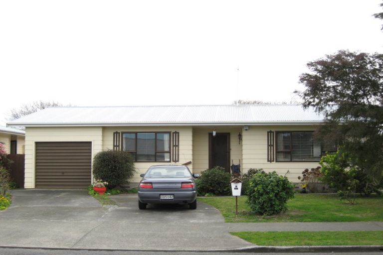 Photo of property in 37 Mcgregor Avenue, Pirimai, Napier, 4112