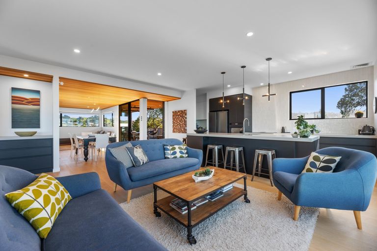 Photo of property in 105 Dillon Street, Waihi Beach, 3611