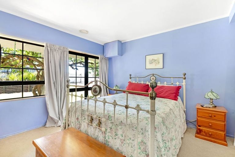 Photo of property in 47 Wallath Road, Westown, New Plymouth, 4310