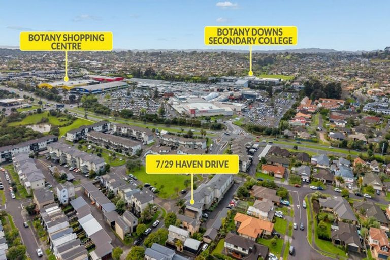 Photo of property in 7/29 Haven Drive, East Tamaki, Auckland, 2013