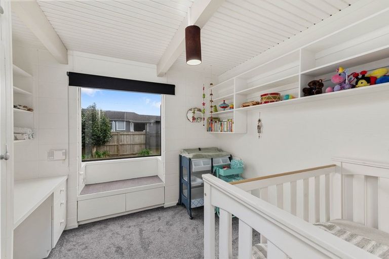 Photo of property in 6 Mark Place, Lynmore, Rotorua, 3010