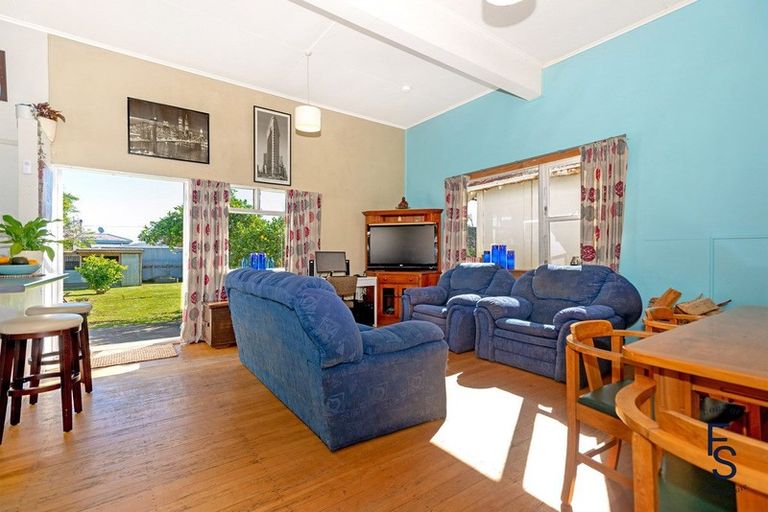 Photo of property in 21 Wellington Street, Te Hapara, Gisborne, 4010