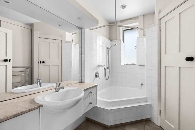 Photo of property in 35 Greenwood Road, Havelock North, 4130