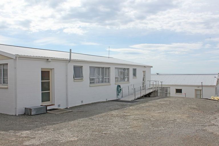 Photo of property in 24 Ure Street, South Hill, Oamaru, 9400