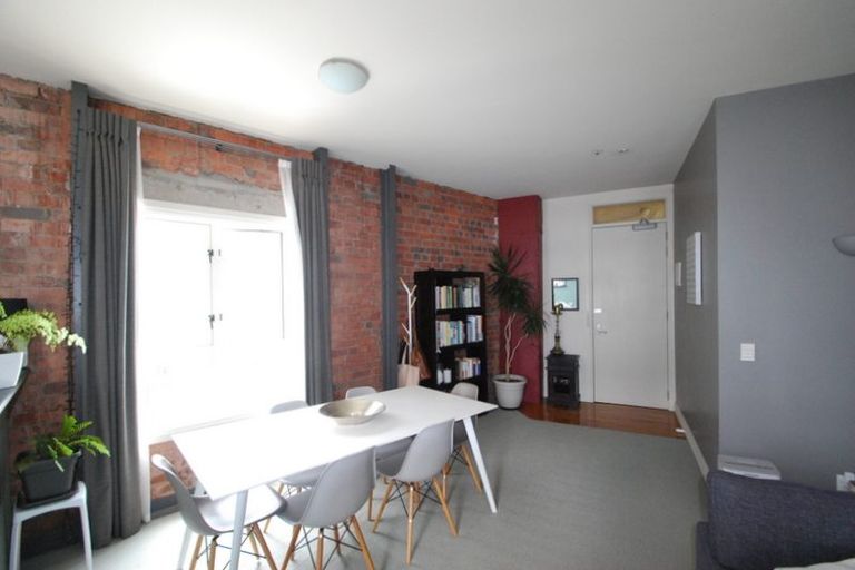 Photo of property in Columbia Apartments, 14/32 Cuba Street, Te Aro, Wellington, 6011