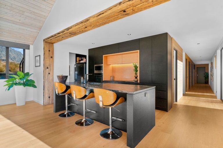 Photo of property in 10 Glenelg Lane, Jacks Point, 9371