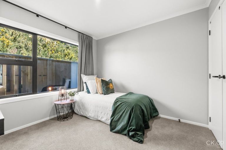 Photo of property in 7 Te Awa Rere Grove, Stokes Valley, Lower Hutt, 5019