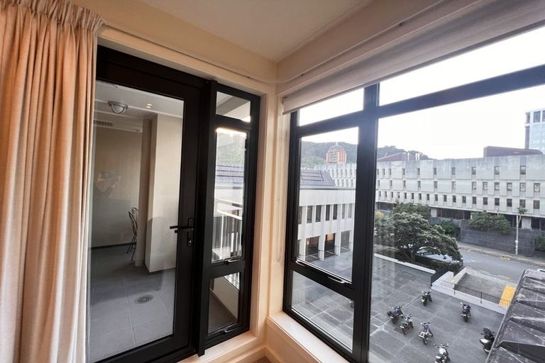 Photo of property in Kate Sheppard Apartments, 6j/42 Molesworth Street, Thorndon, Wellington, 6011