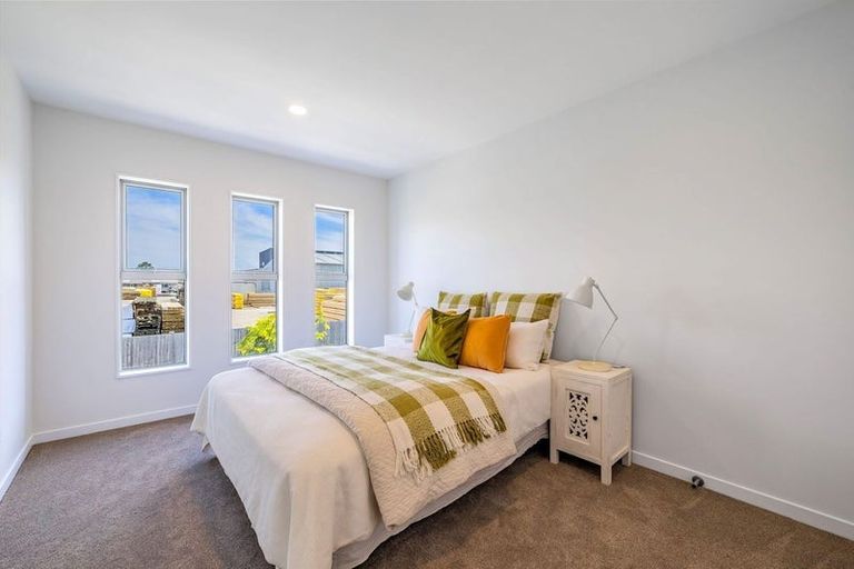 Photo of property in 15 Timbermill Road, Whenuapai, Auckland, 0618