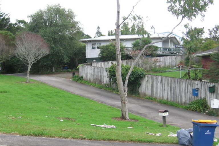 Photo of property in 2/14 Kotinga Avenue, Glen Eden, Auckland, 0602