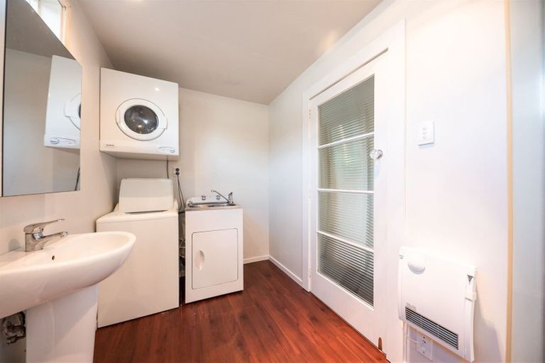 Photo of property in 20 Aorangi Road, Bryndwr, Christchurch, 8053