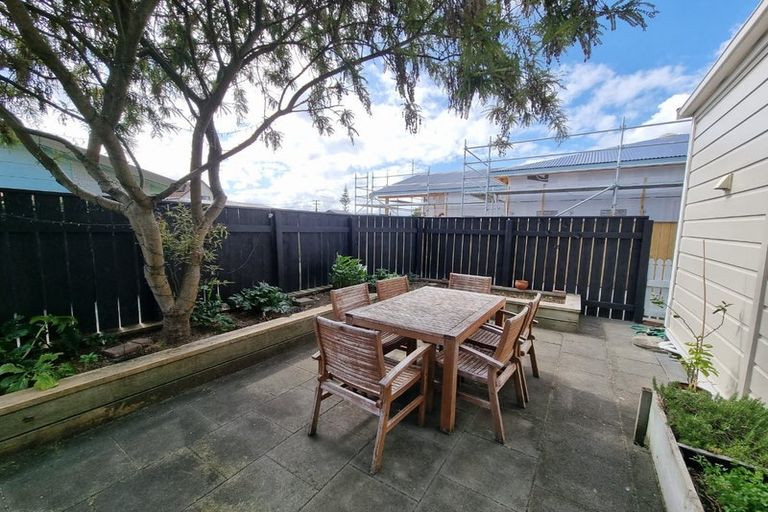 Photo of property in 3 Central Terrace, Alicetown, Lower Hutt, 5010