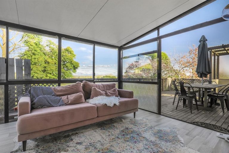 Photo of property in 17 Rhonda Place, Opaheke, Papakura, 2113