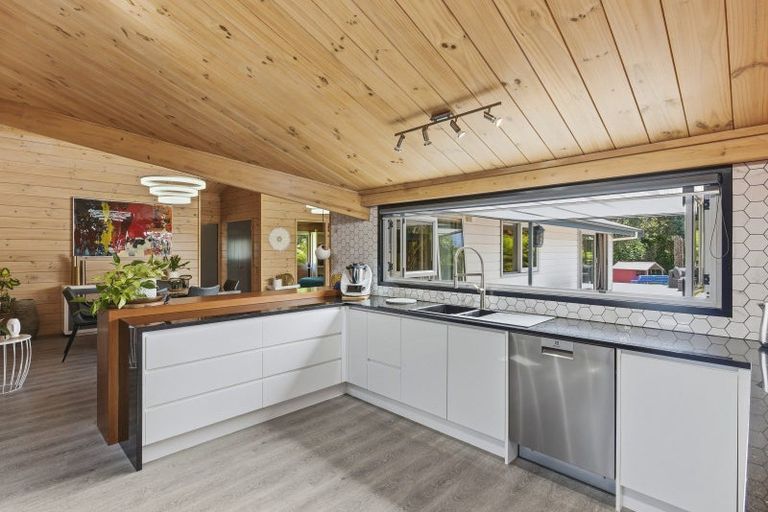 Photo of property in 126 Maui Pomare Road, Nikau Valley, Paraparaumu, 5032