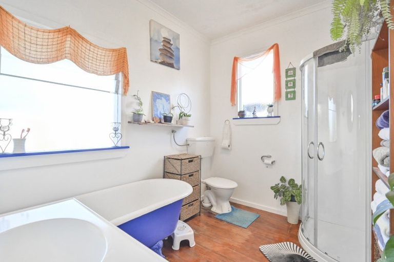 Photo of property in 6 Railway Road, Whakatu, Hastings, 4102