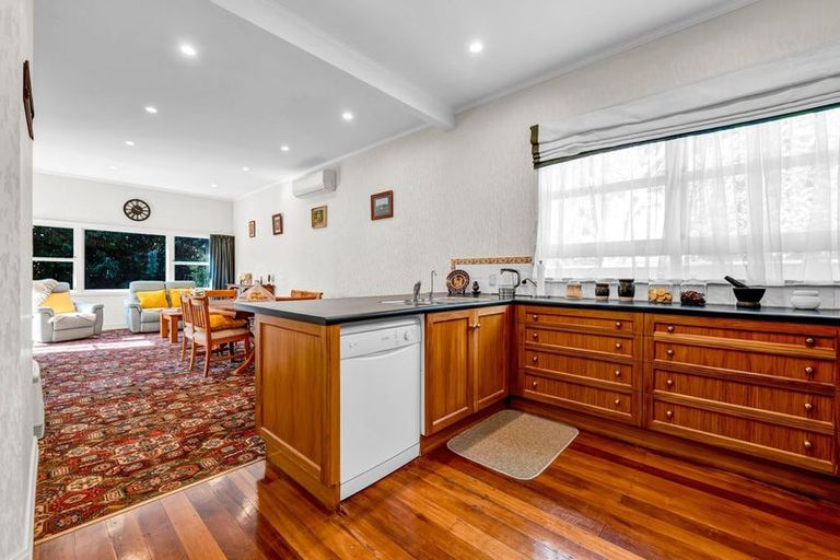 Photo of property in 19 George Street, Hawera, 4610