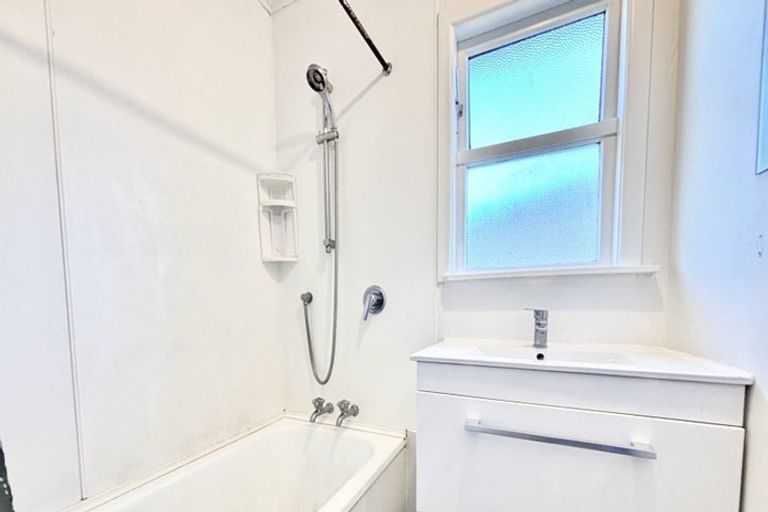 Photo of property in 105 Wise Street, Wainuiomata, Lower Hutt, 5014